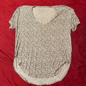 WORN ONCE AMERICAN EAGLE Soft & Sexy tee